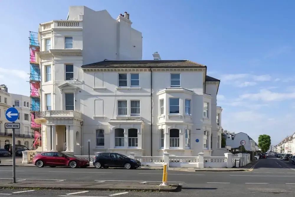 Host Stay St Aubyns Coastal Retreat