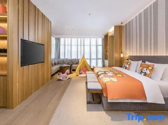 Deluxe Double Family room (full double bed)