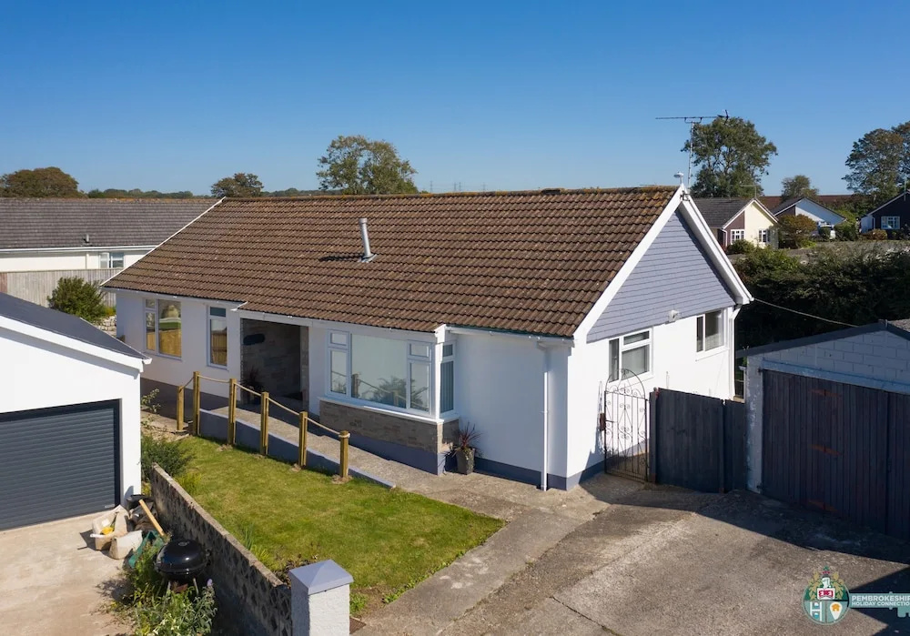 West Winds Cottage, Upper Lamphey