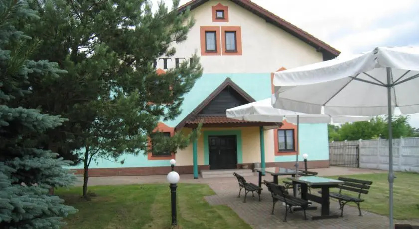 Sonata. Hotel. Olszewski Z. — 2