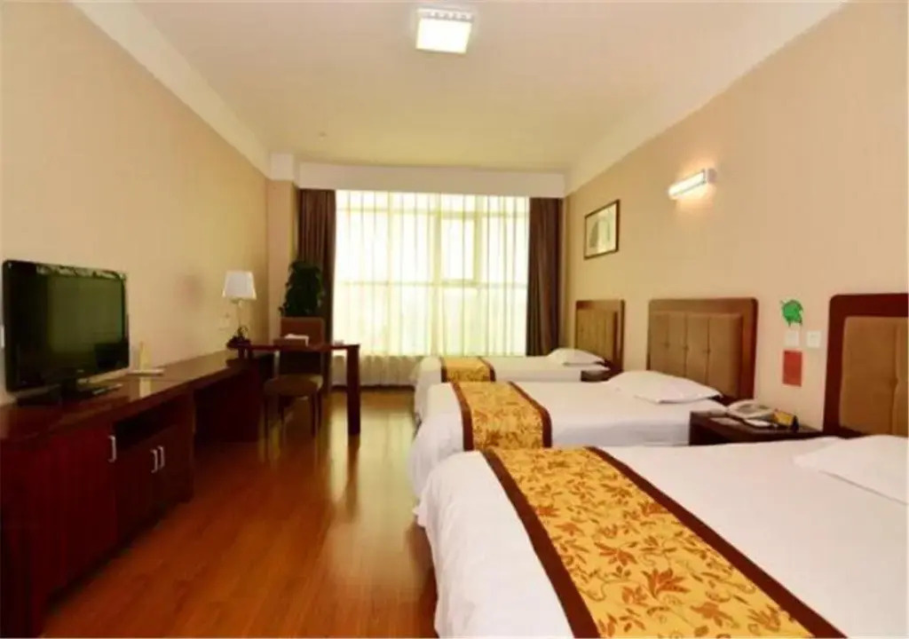 Qingdao Run Chun Lai Hotel