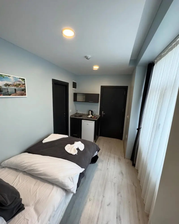 escape hotel — 2