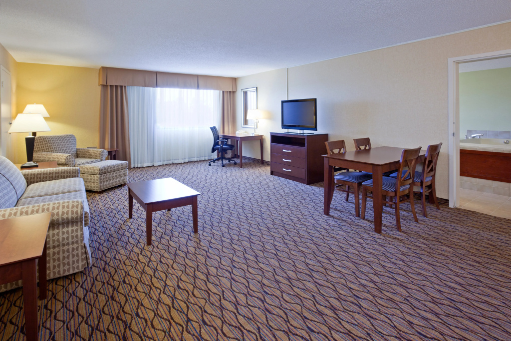 Holiday Inn Bloomington Airport South Mall Area by IHG - Général