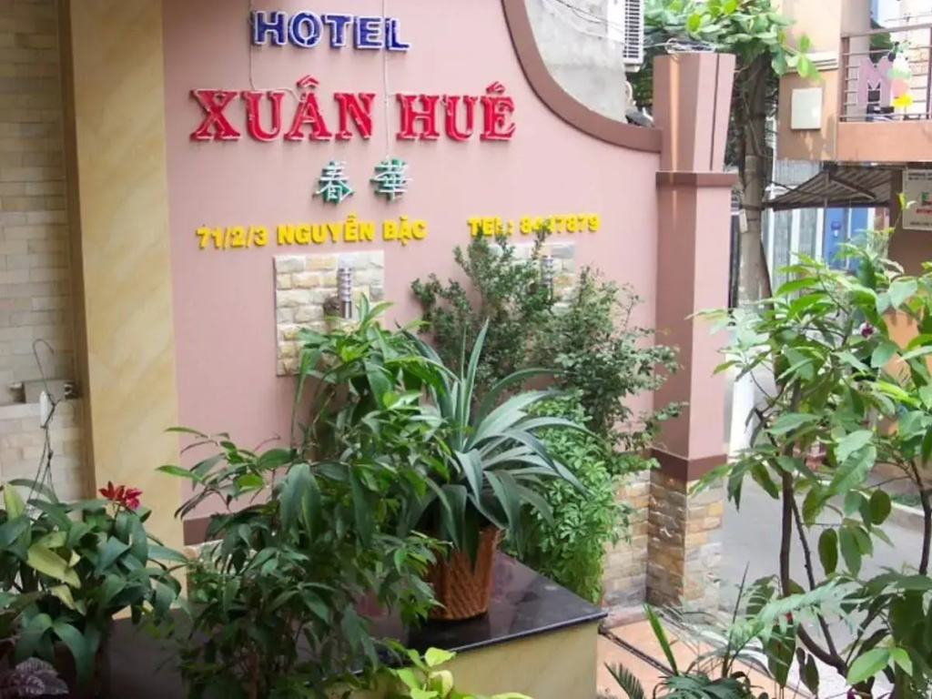 Xuan Hue Hotel