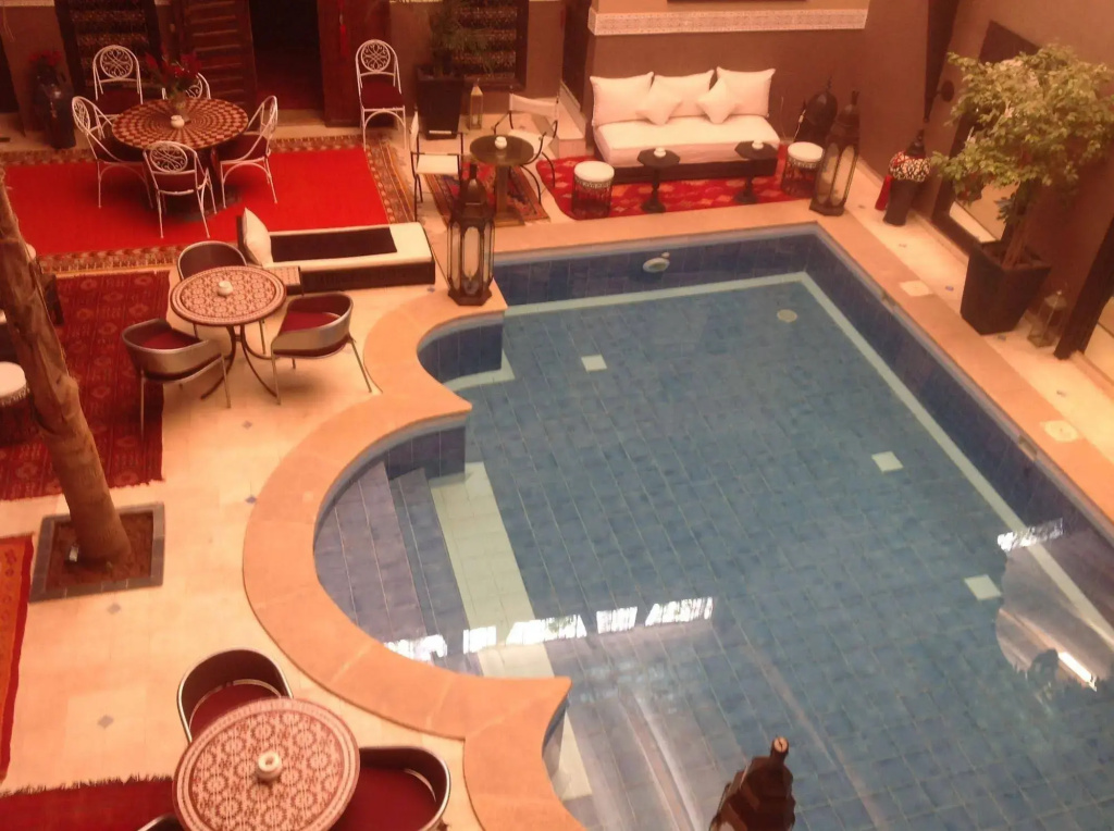Hotel photo 12