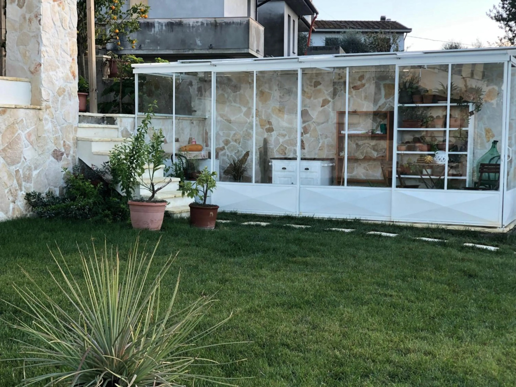 FeWo SOLE mit Garten, Terrasse und einen atemberaubenden Blick