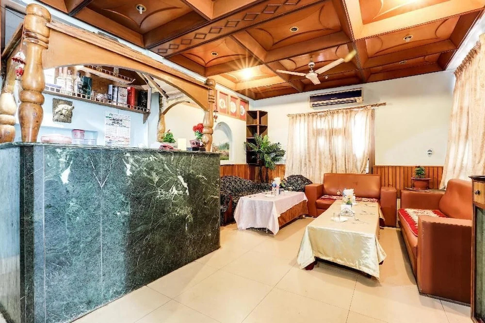 Hotel Gangotri - фото 9