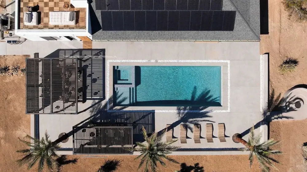 Iconic 6BR Desert Retreat w/ Pool, Pickleball & Fire Pit Joshua Tree Mansion by Avantstay