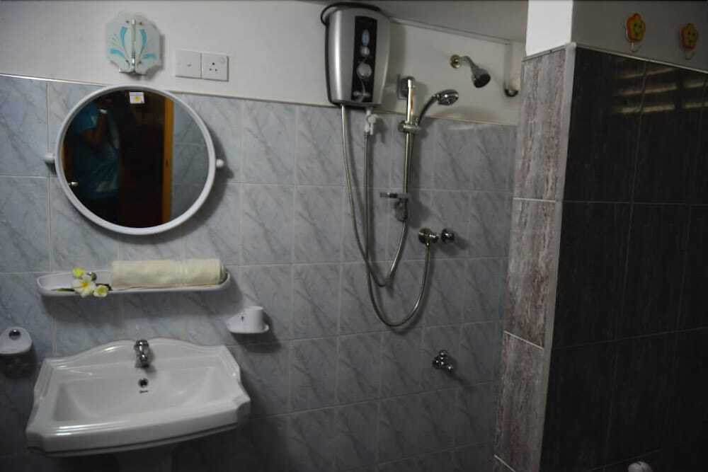 Avon Hikkaduwa Guest House