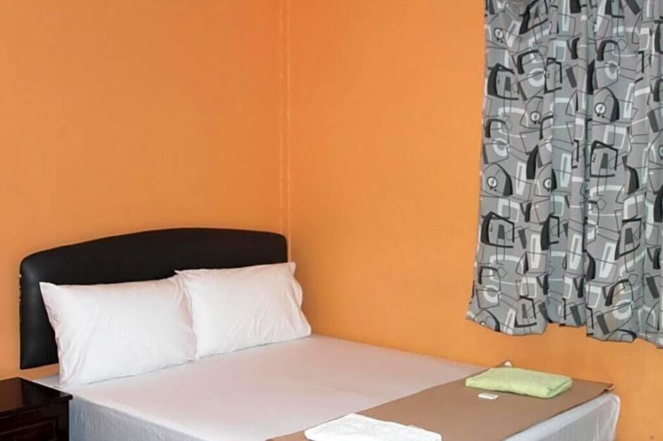 New Wave Hotel Nilai 1