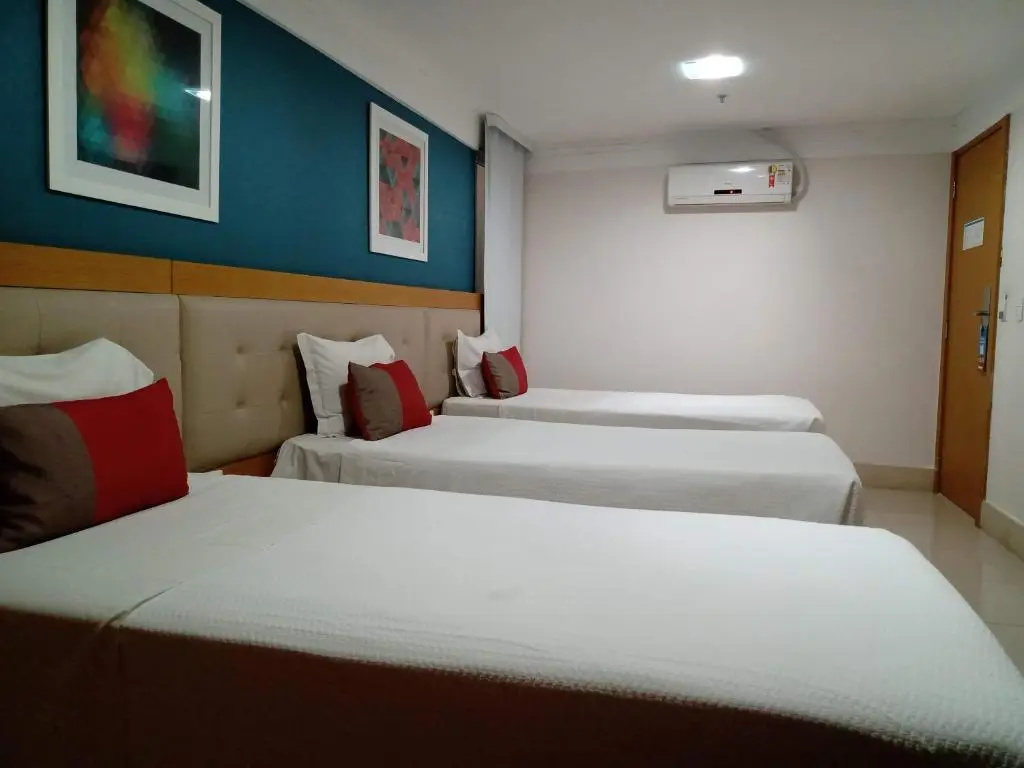 Standard Triple room