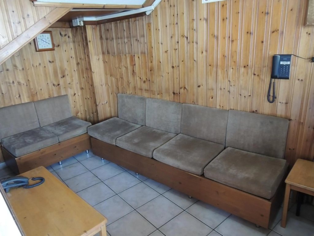 Delphi Hotel by null