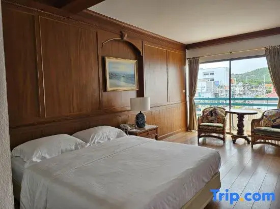 Двухместный номер Deluxe двуспальная кровать в Sirin Hotel Hua Hin