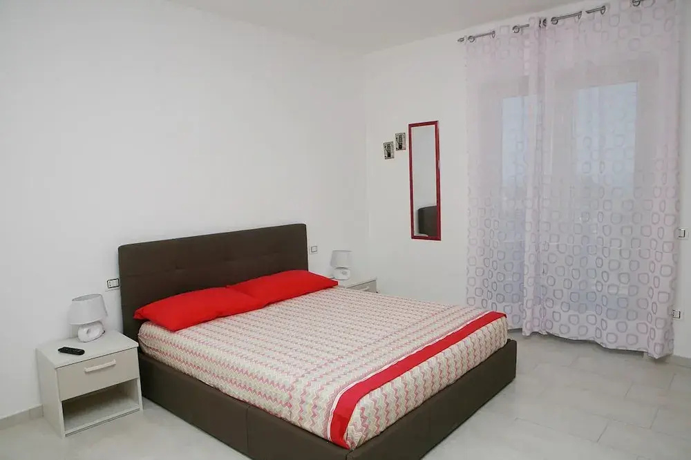 Standard Triple room with sea view
