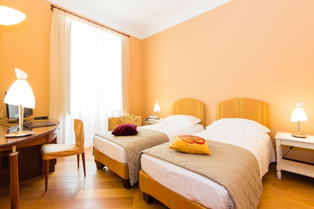 Antico Hotel Roma 1880 by null