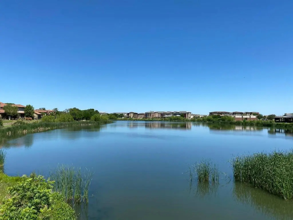 Beach & Waterfront