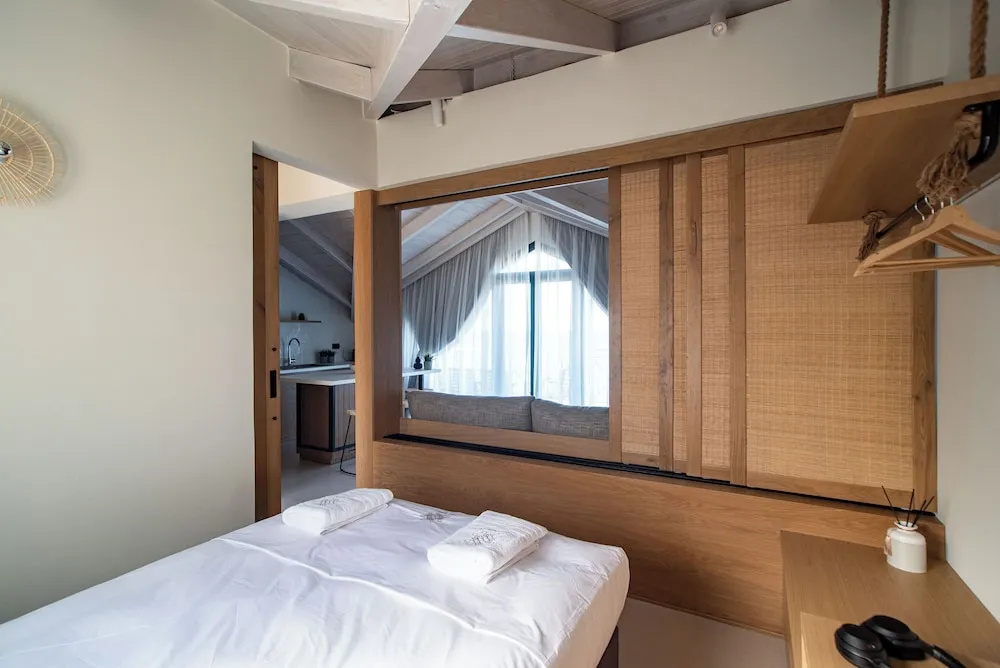 Yolo Resort — 4