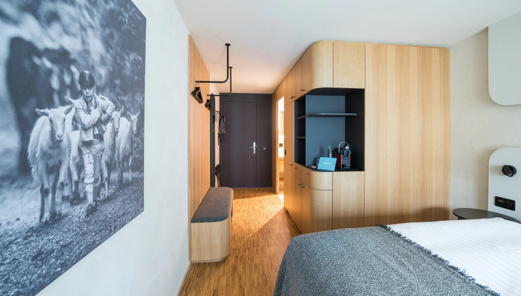 Comfort room