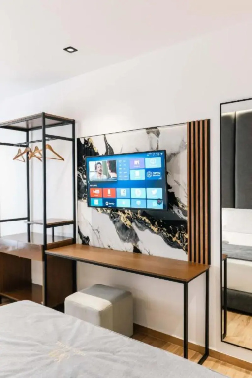 Apartment with balcony