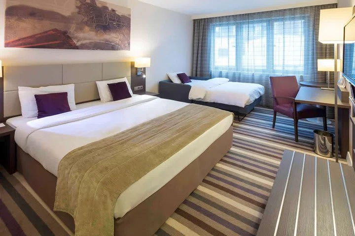 Economy room