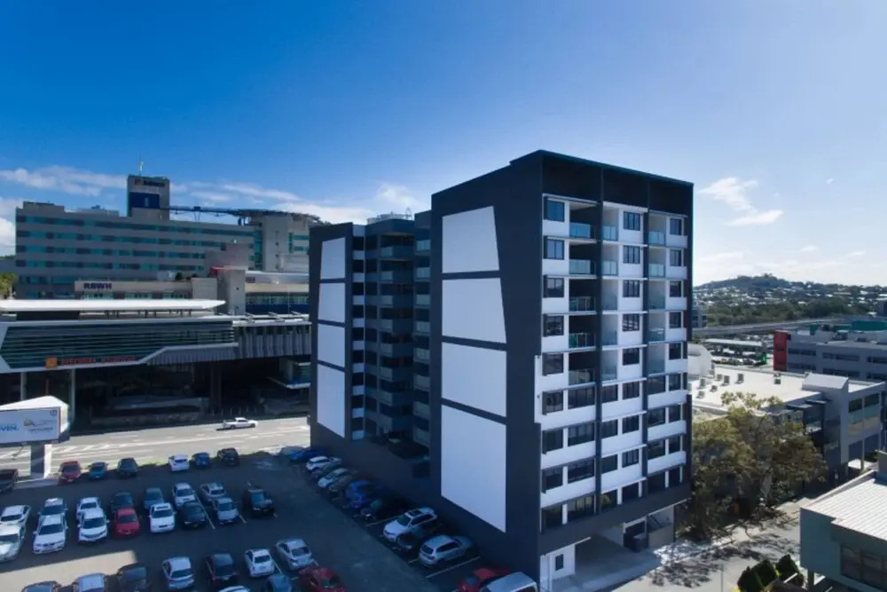 2 Bedroom Apartment Seconds From Valley