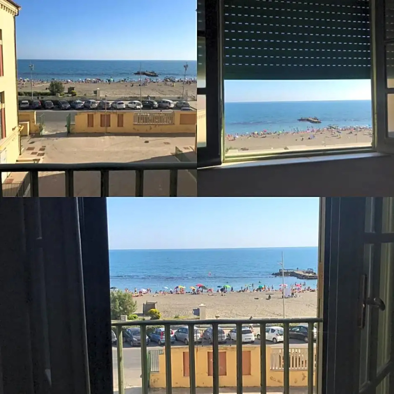 Standard Triple room with sea view
