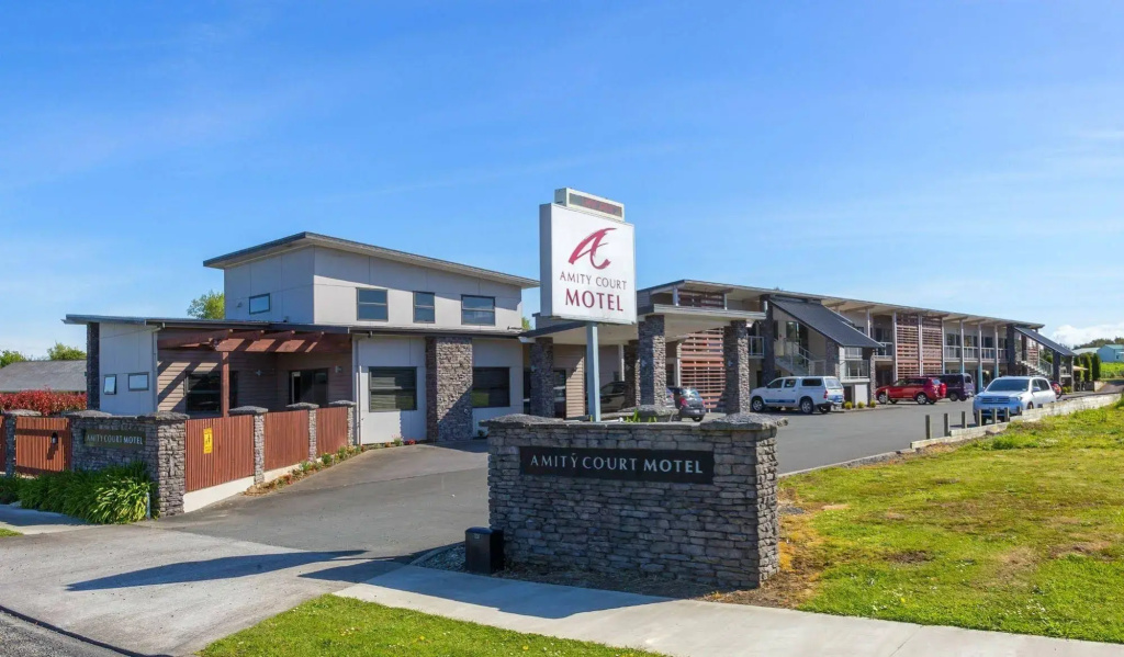 Amity Court Motel