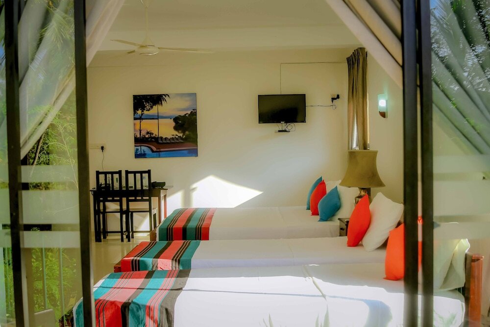 Oruthota Chalets
