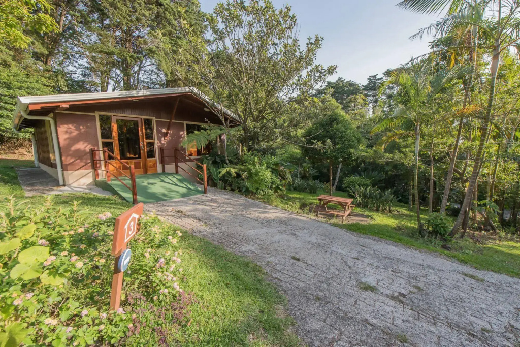 Los Pinos Cabanas y Jardines