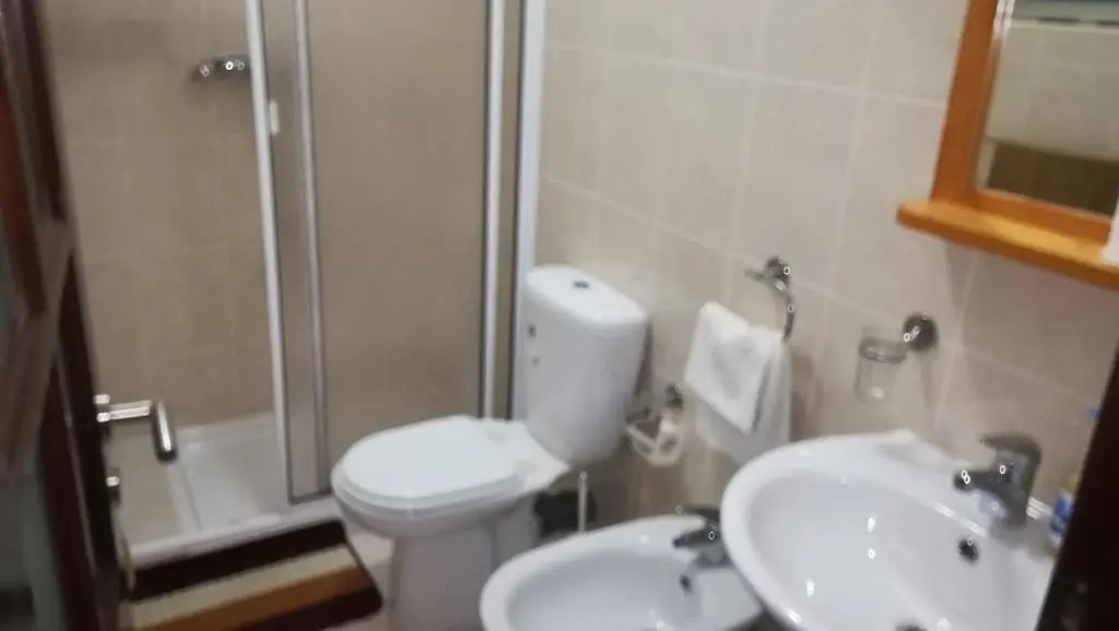 Economy room