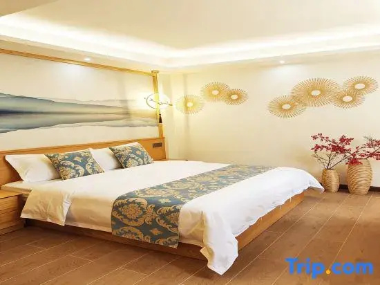 Standard Double room with garden view (full double bed)