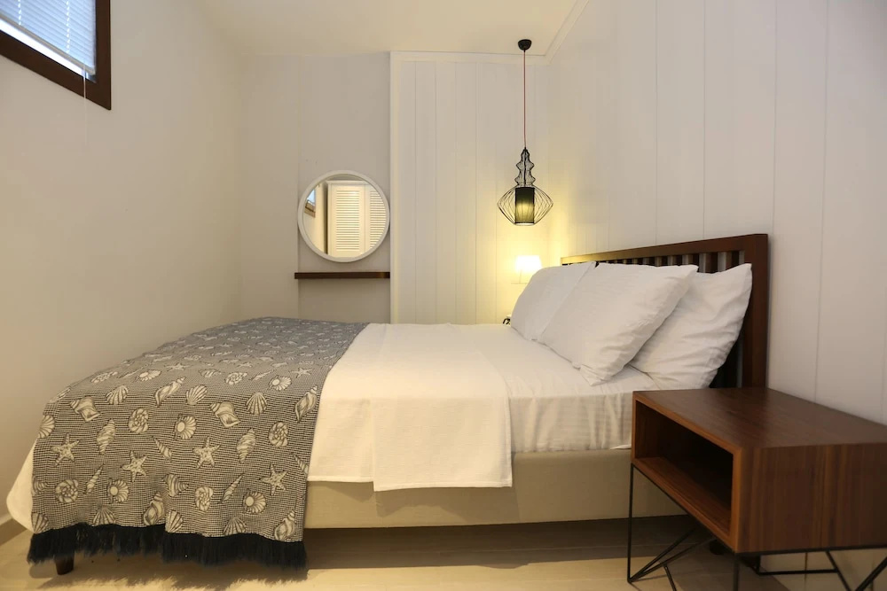 Alp Suites Pinehill — 5