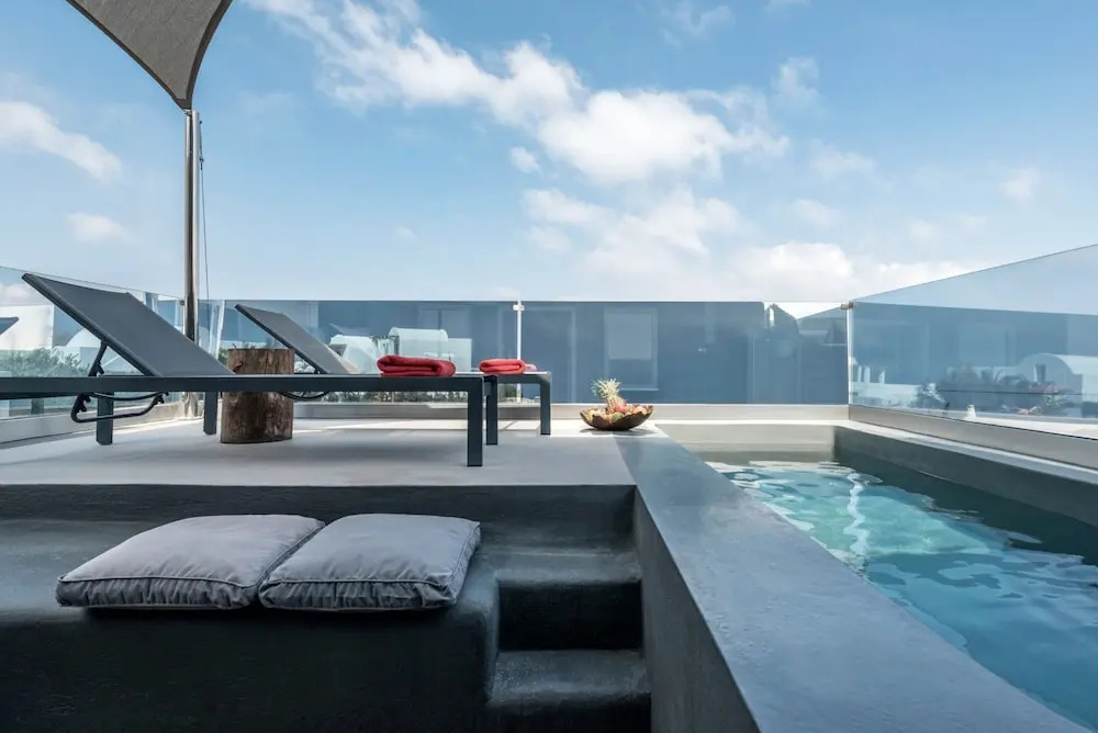 West East Suites Hotel - Chambres