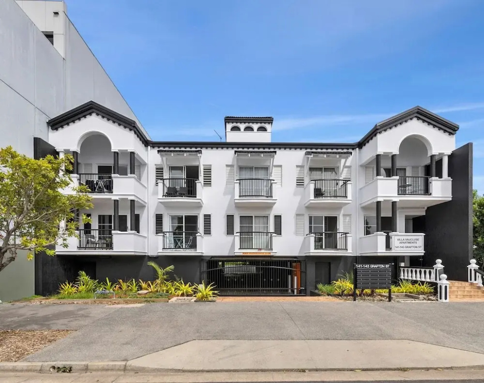 Villa Vaucluse Apartments of Cairns