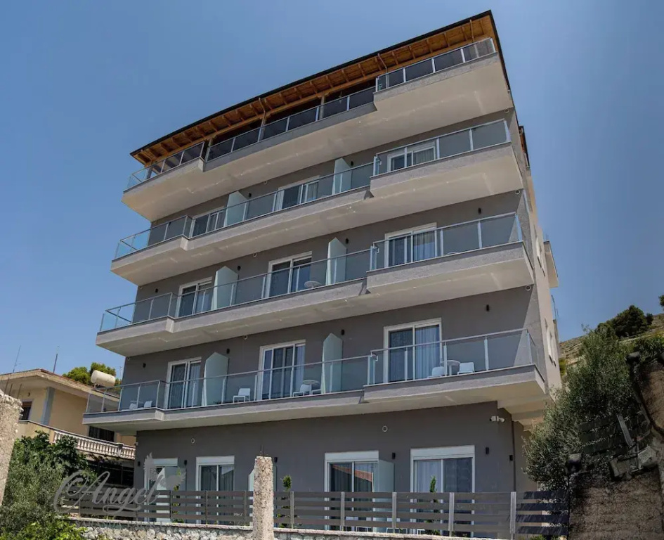 Angel Saranda Palace