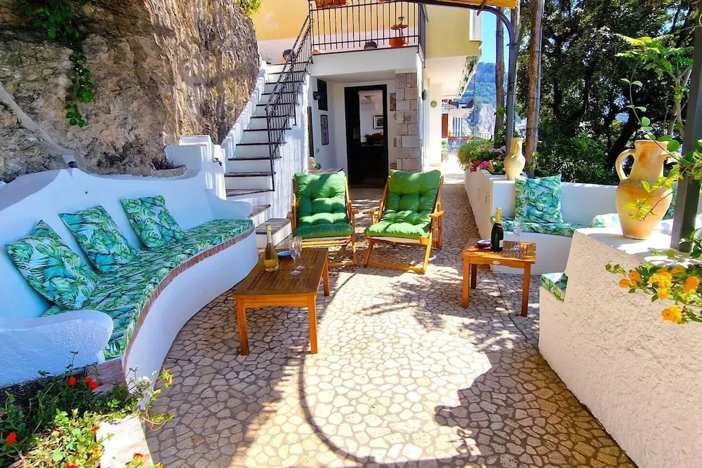 Amalfi Detached Sea View Villa W/solarium Terrace
