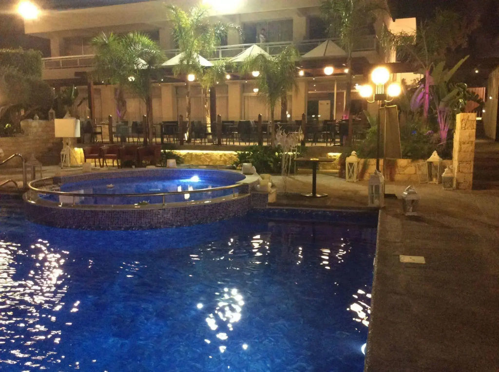 The Caravel Hotel - Général