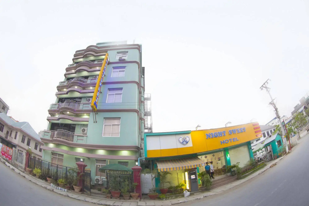Night Sweet Hotel