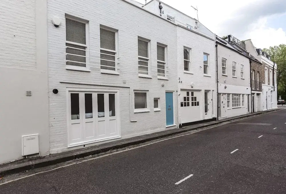 Sparkling 2 Bed Mews House
