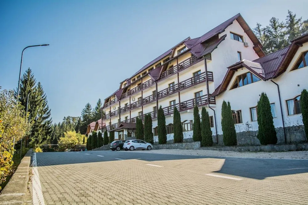 Q Resort and Spa Sacele