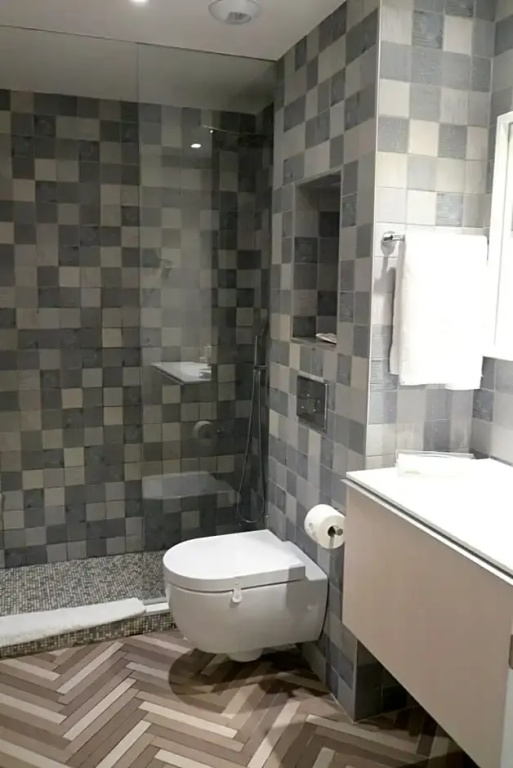 Standard room with partial sea view