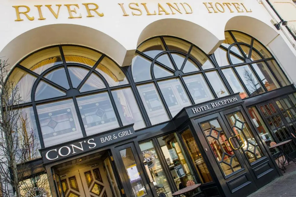 River Island Hotel - Général