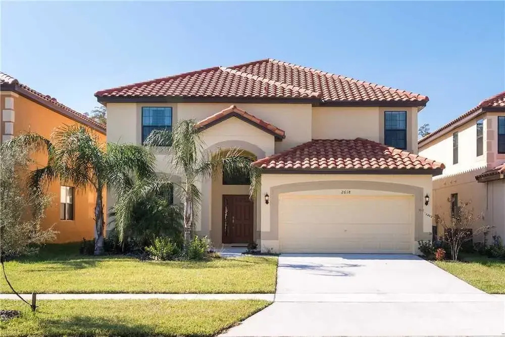 Veranda Palms Shrek 6 Bedroom Home with Private Pool and Spa