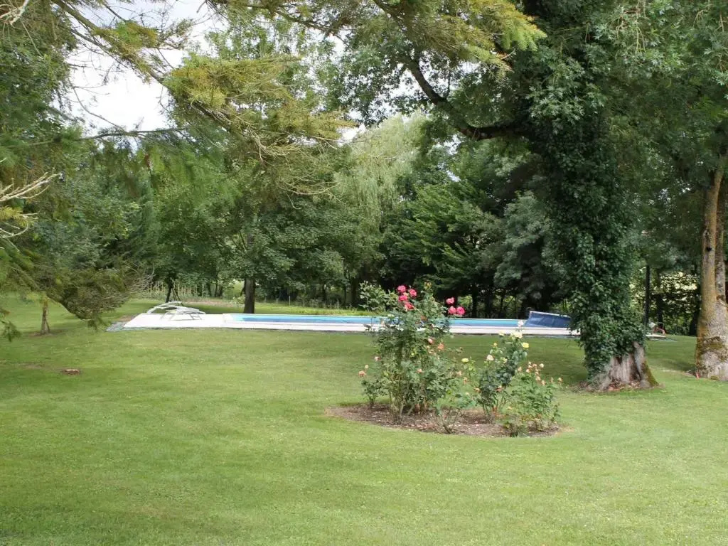 Maison Lésigny - Vienne , 3 pièces, 4 personnes - FR-1-541-43