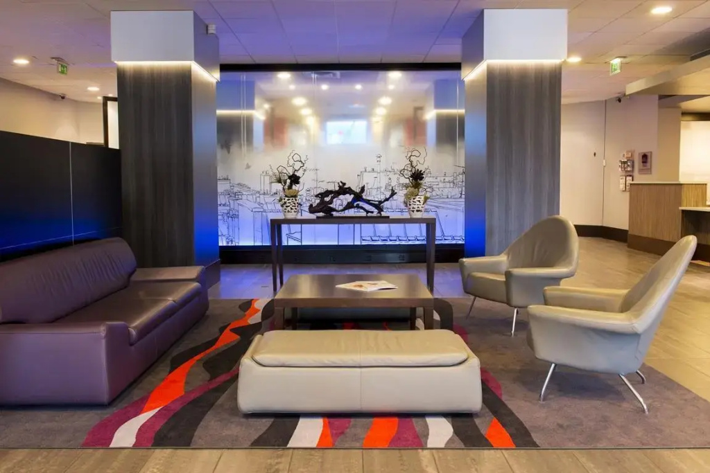 Best Western Plus Paris Orly Airport 37