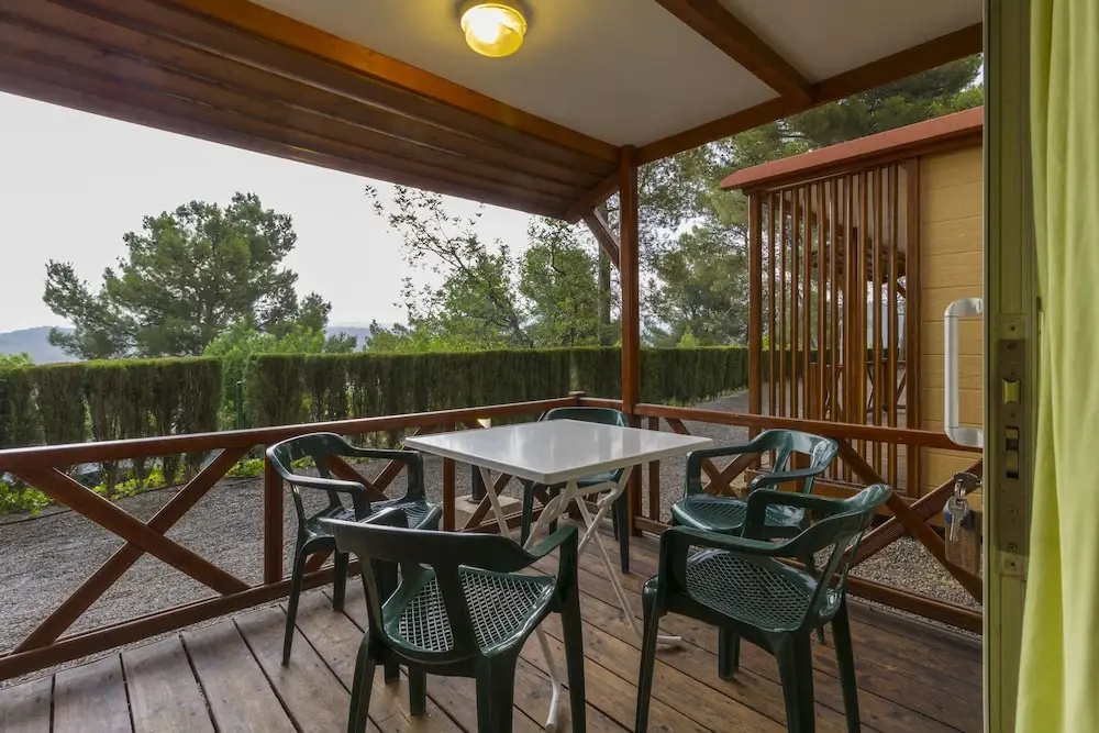 Balcony & Terrace