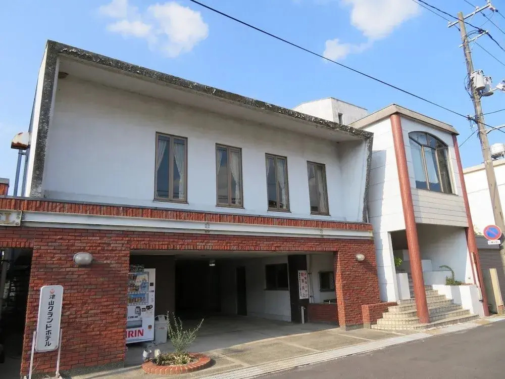 Tsuyama Grand Hotel