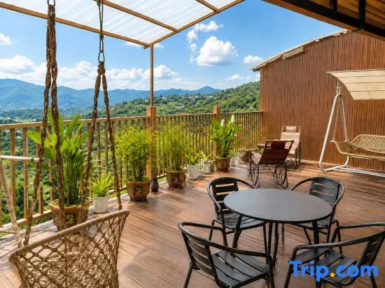 Jinglabin Homestay (Jingmaishan Tea Forest Cultural Scenic Area)