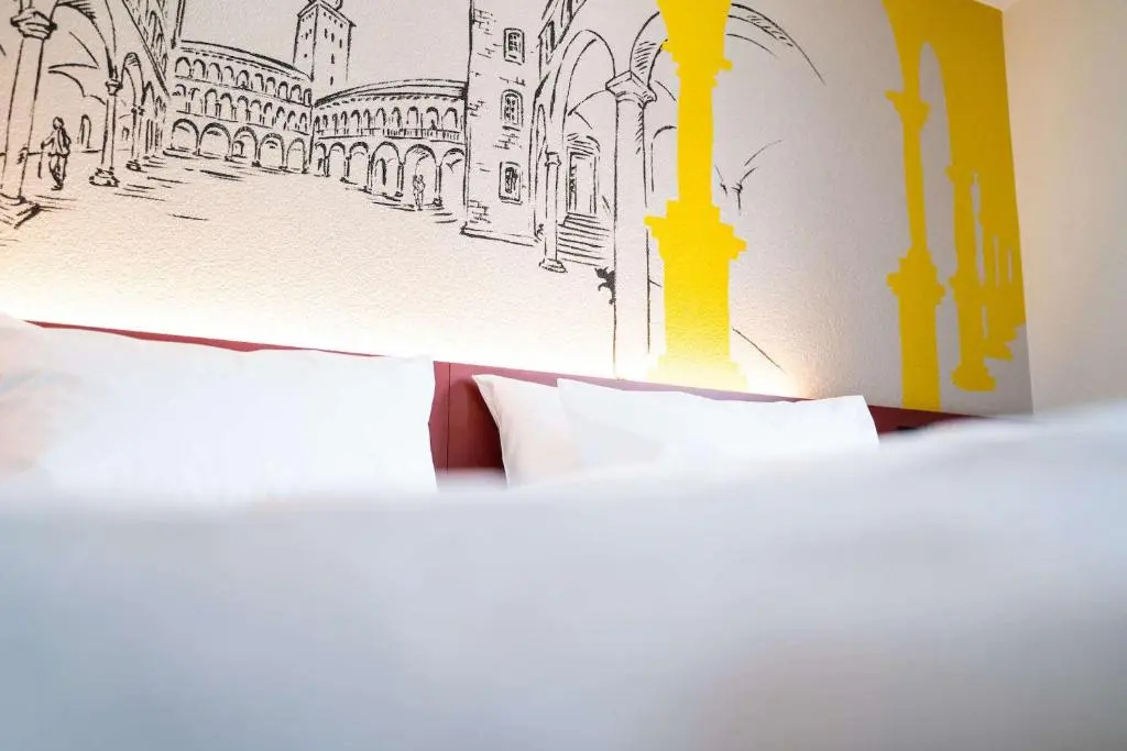Standard Double room (full double bed)
