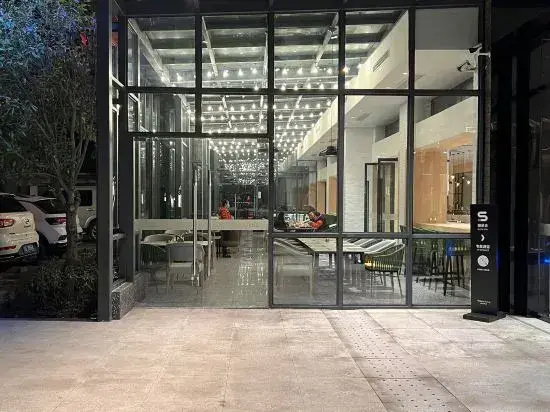 Hotel photo 10